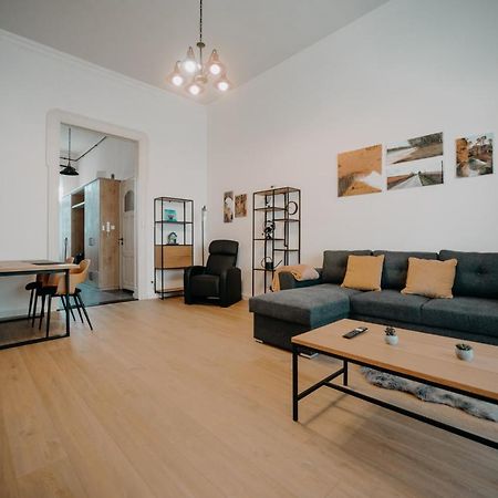 Volenter Lux Apartment Zero Baja Exteriör bild